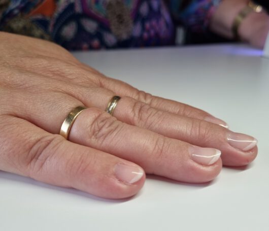 gelnagels met french manicure (off white) 1